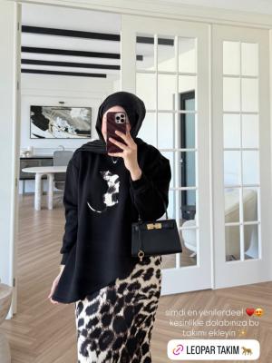 Saten Kumaş Leopar Etekli Takım Siyah